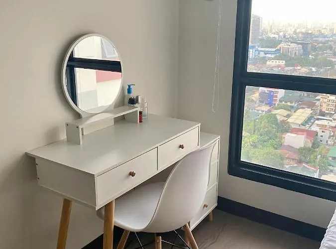 Aparthotel Cozy Fully Furnished Qc With Skyline View